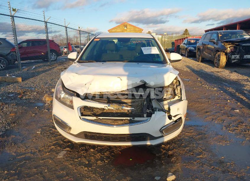 Photo 12 of 2015 Chevrolet Cruze 1LT AUTO (VIN 1G1PC5SB2F7124507)