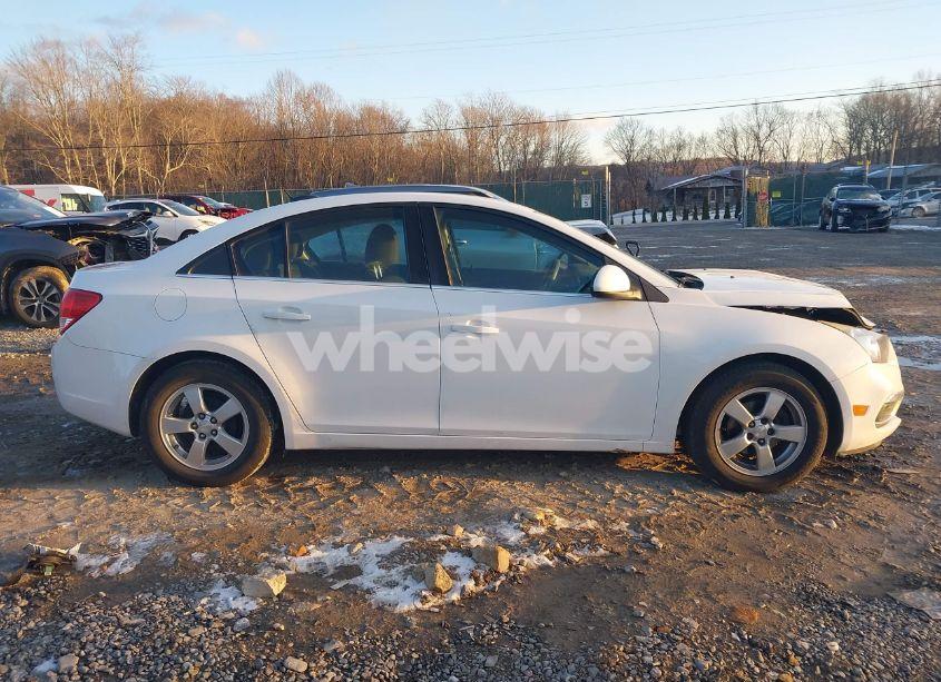 Photo 13 of 2015 Chevrolet Cruze 1LT AUTO (VIN 1G1PC5SB2F7124507)