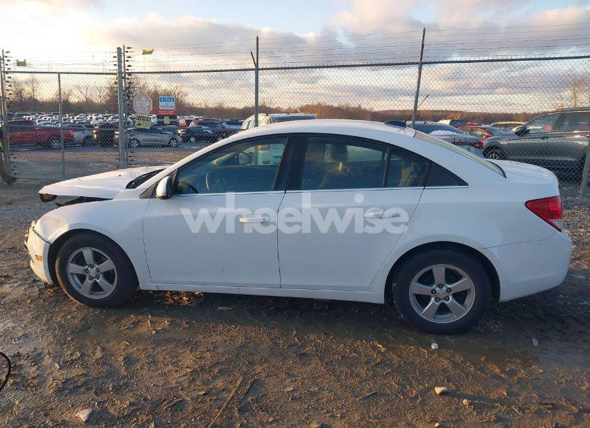Photo 14 of 2015 Chevrolet Cruze 1LT AUTO (VIN 1G1PC5SB2F7124507)