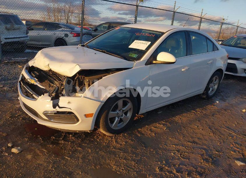 Photo 2 of 2015 Chevrolet Cruze 1LT AUTO (VIN 1G1PC5SB2F7124507)