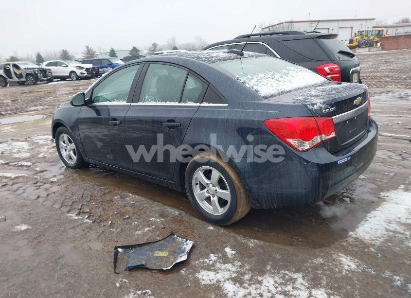 Photo 3 of 2015 Chevrolet Cruze 1LT AUTO (VIN 1G1PC5SB2F7138553)