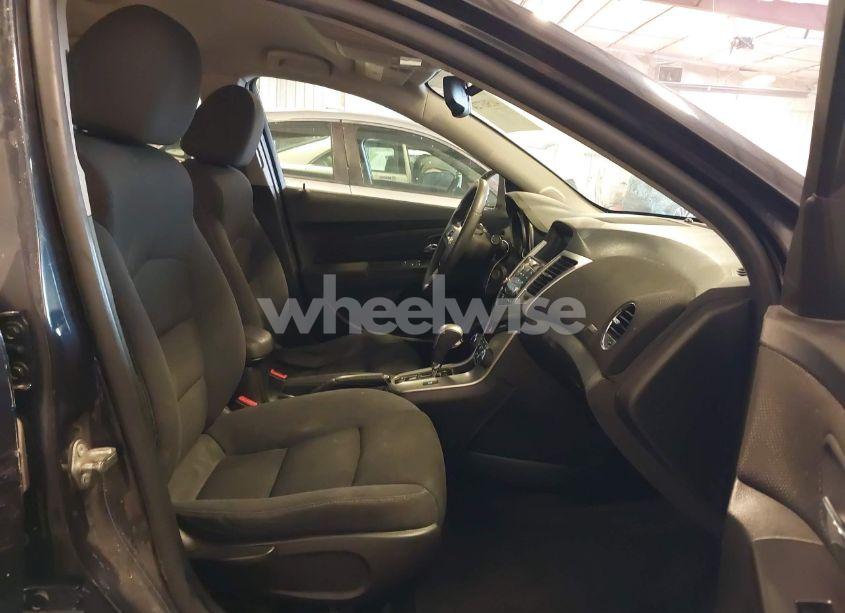 Photo 5 of 2015 Chevrolet Cruze 1LT AUTO (VIN 1G1PC5SB2F7140450)