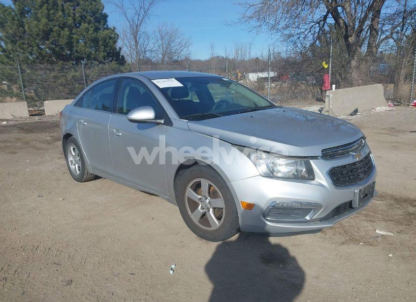 2015 Chevrolet Cruze 1LT AUTO (VIN 1G1PC5SB2F7144837) main photo