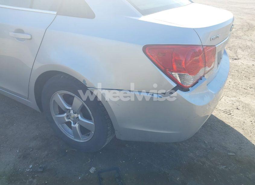 Photo 12 of 2015 Chevrolet Cruze 1LT AUTO (VIN 1G1PC5SB2F7144837)