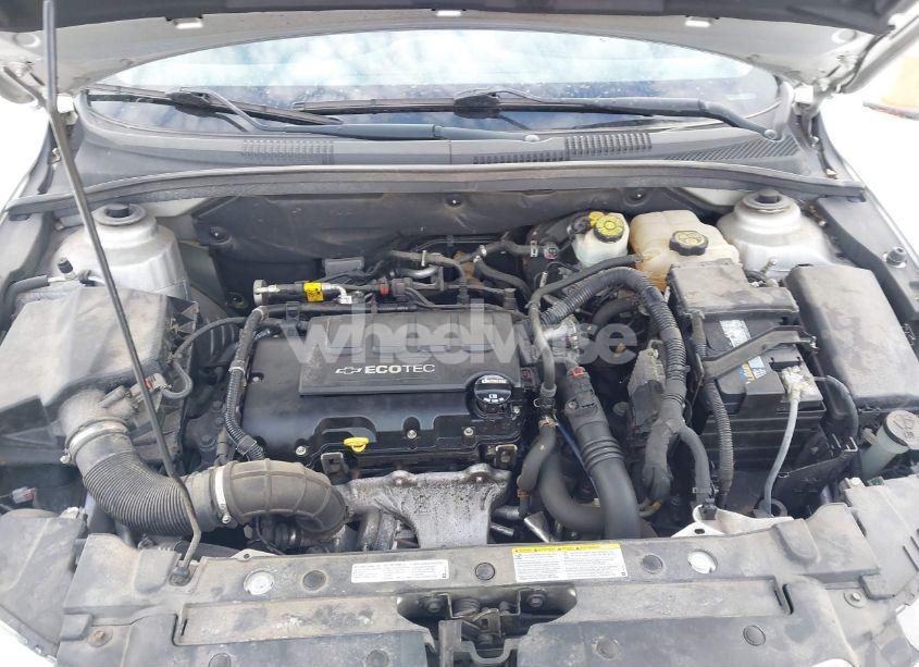 Photo 10 of 2015 Chevrolet Cruze 1LT AUTO (VIN 1G1PC5SB2F7150525)