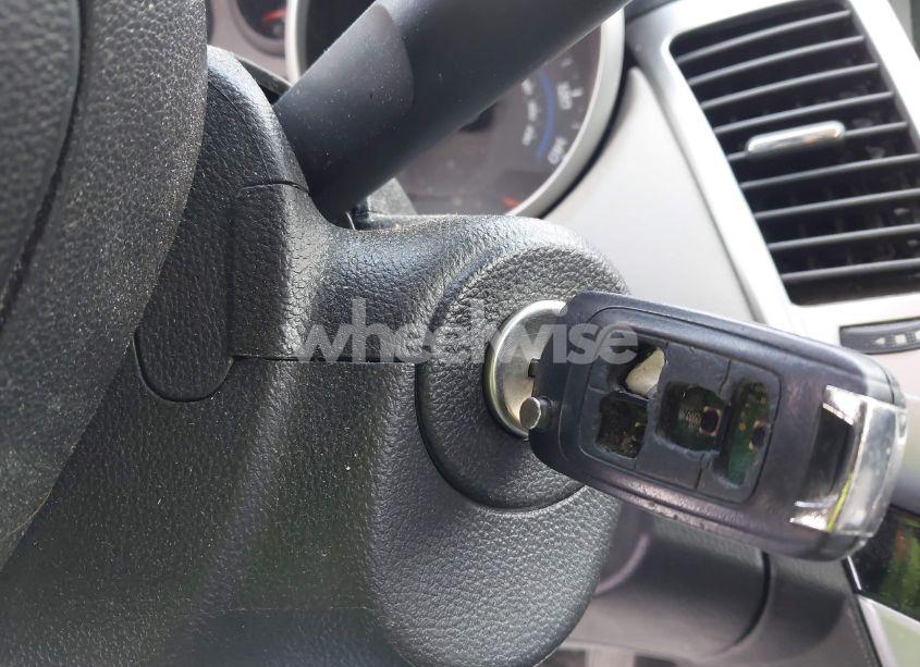 Photo 11 of 2015 Chevrolet Cruze 1LT AUTO (VIN 1G1PC5SB2F7150525)