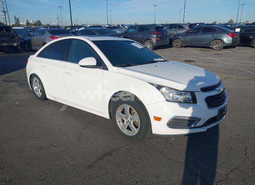 2015 Chevrolet Cruze 1LT AUTO (VIN 1G1PC5SB2F7167356) main photo