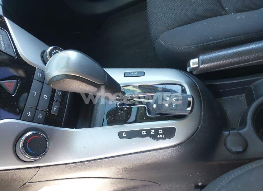 Photo 11 of 2015 Chevrolet Cruze 1LT AUTO (VIN 1G1PC5SB2F7167356)