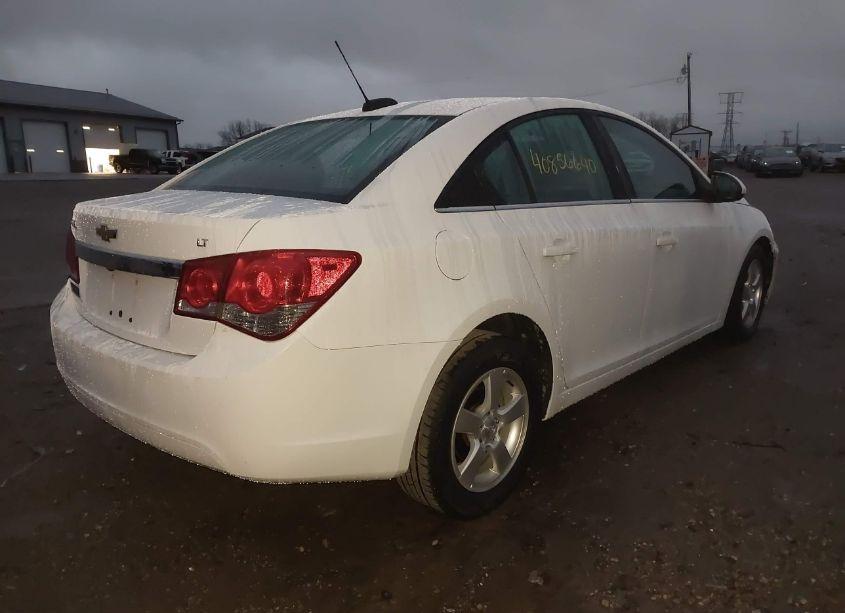 Photo 4 of 2015 Chevrolet Cruze 1LT AUTO (VIN 1G1PC5SB2F7171133)