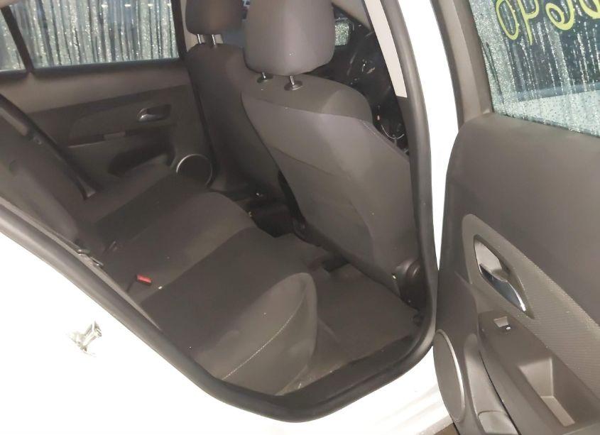 Photo 8 of 2015 Chevrolet Cruze 1LT AUTO (VIN 1G1PC5SB2F7171133)