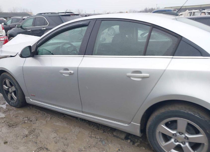 Photo 15 of 2015 Chevrolet Cruze 1LT AUTO (VIN 1G1PC5SB2F7176817)