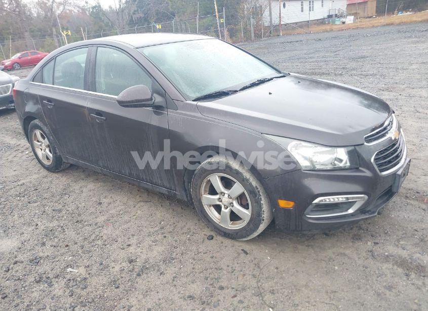 2015 Chevrolet Cruze 1LT AUTO (VIN 1G1PC5SB2F7218998) main photo