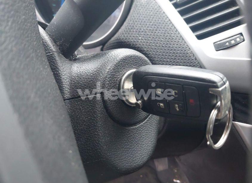 Photo 11 of 2015 Chevrolet Cruze 1LT AUTO (VIN 1G1PC5SB2F7218998)