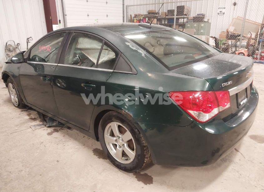 Photo 3 of 2015 Chevrolet Cruze 1LT AUTO (VIN 1G1PC5SB2F7246557)