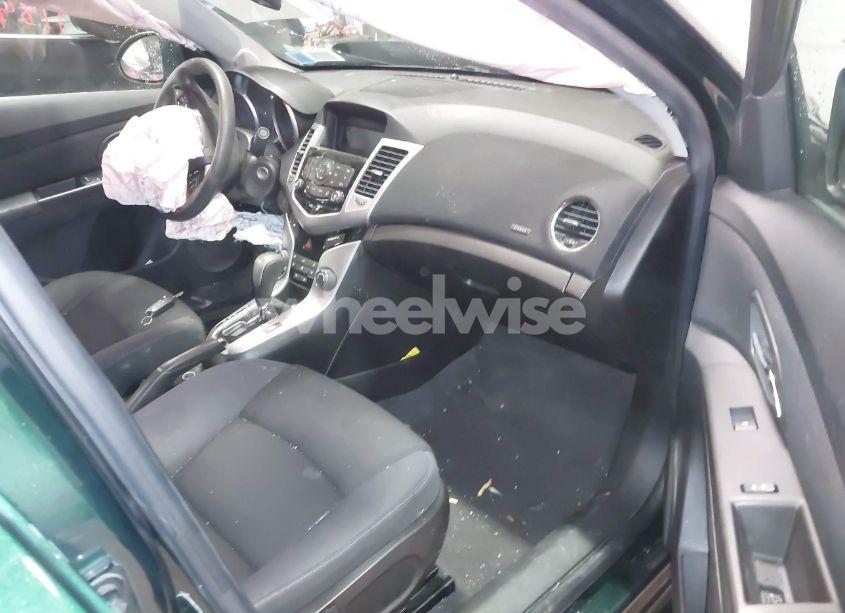 Photo 5 of 2015 Chevrolet Cruze 1LT AUTO (VIN 1G1PC5SB2F7246557)