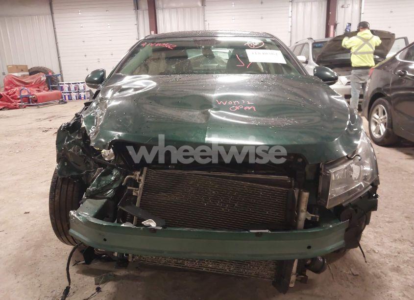 Photo 6 of 2015 Chevrolet Cruze 1LT AUTO (VIN 1G1PC5SB2F7246557)