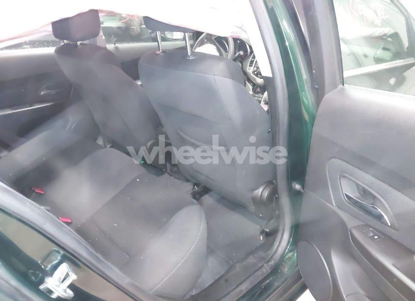 Photo 8 of 2015 Chevrolet Cruze 1LT AUTO (VIN 1G1PC5SB2F7246557)