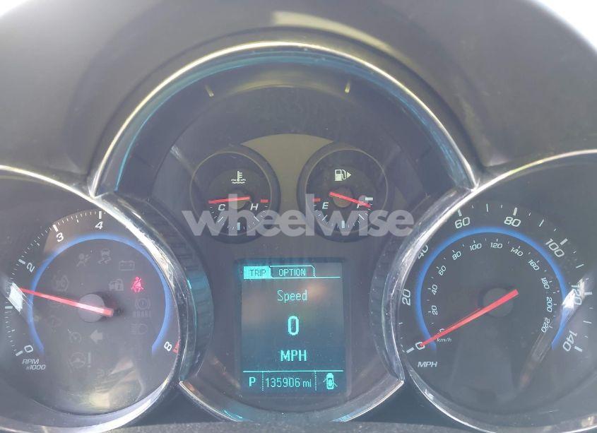 Photo 7 of 2015 Chevrolet Cruze 1LT AUTO (VIN 1G1PC5SB2F7258949)