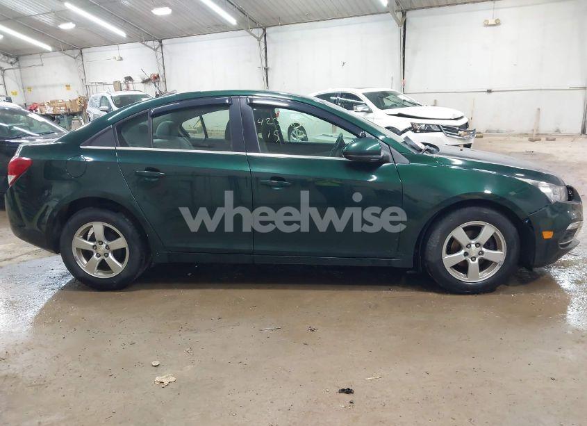 Photo 13 of 2015 Chevrolet Cruze 1LT AUTO (VIN 1G1PC5SB2F7276156)