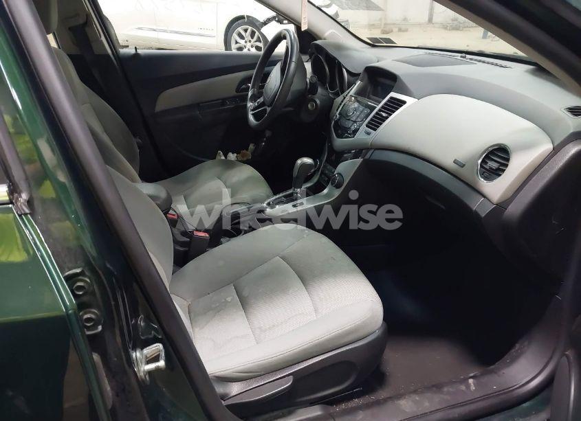 Photo 5 of 2015 Chevrolet Cruze 1LT AUTO (VIN 1G1PC5SB2F7276156)