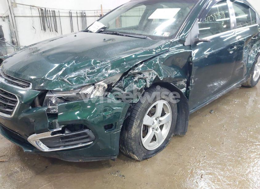 Photo 6 of 2015 Chevrolet Cruze 1LT AUTO (VIN 1G1PC5SB2F7276156)