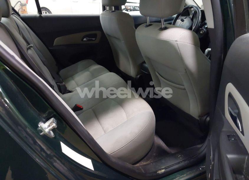 Photo 8 of 2015 Chevrolet Cruze 1LT AUTO (VIN 1G1PC5SB2F7276156)