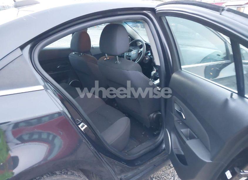 Photo 8 of 2015 Chevrolet Cruze 1LT AUTO (VIN 1G1PC5SB2F7278053)