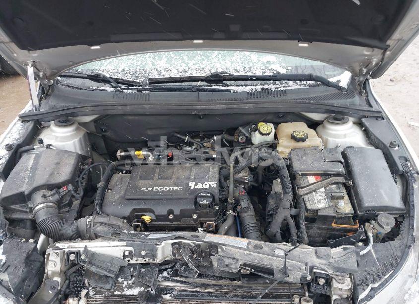 Photo 10 of 2015 Chevrolet Cruze 1LT AUTO (VIN 1G1PC5SB2F7285973)