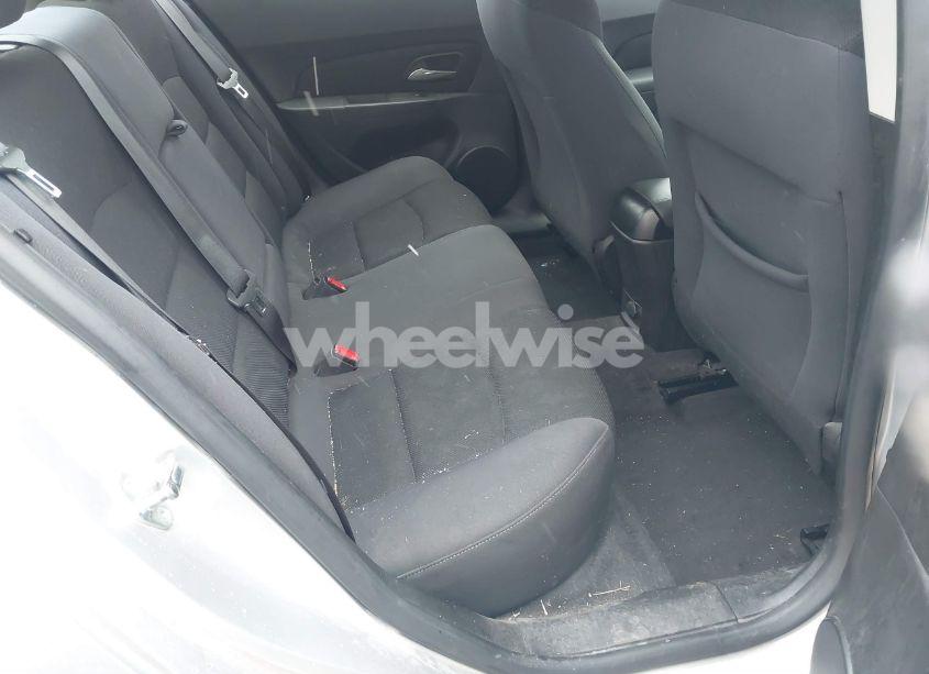 Photo 8 of 2015 Chevrolet Cruze 1LT AUTO (VIN 1G1PC5SB2F7285973)