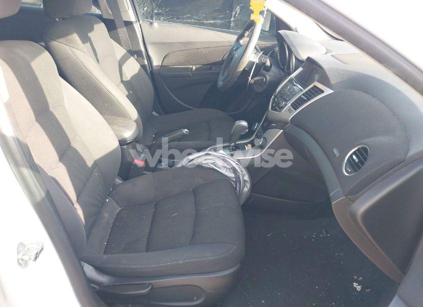 Photo 5 of 2015 Chevrolet Cruze 1LT AUTO (VIN 1G1PC5SB2F7289442)