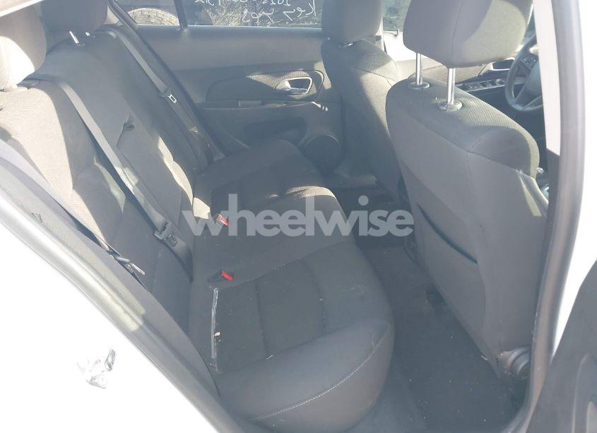 Photo 8 of 2015 Chevrolet Cruze 1LT AUTO (VIN 1G1PC5SB2F7289442)