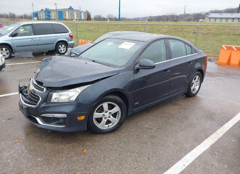 Photo 2 of 2015 Chevrolet Cruze 1LT AUTO (VIN 1G1PC5SB2F7296553)