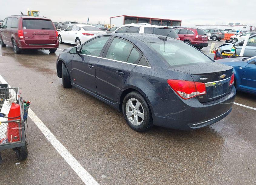 Photo 3 of 2015 Chevrolet Cruze 1LT AUTO (VIN 1G1PC5SB2F7296553)