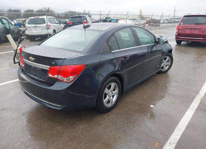 Photo 4 of 2015 Chevrolet Cruze 1LT AUTO (VIN 1G1PC5SB2F7296553)