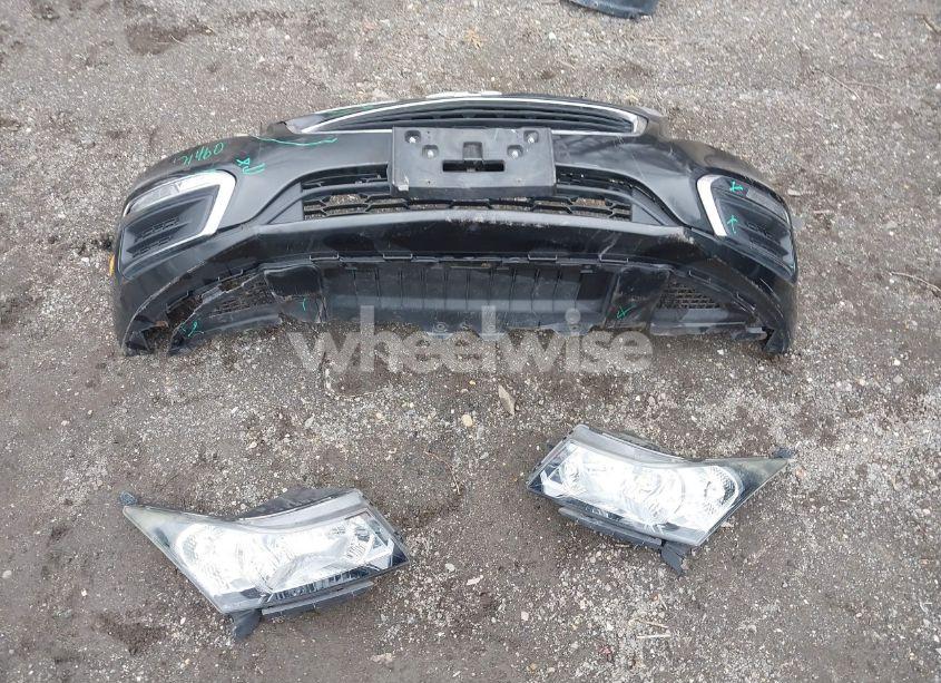 Photo 12 of 2015 Chevrolet Cruze 1LT AUTO (VIN 1G1PC5SB2F7297072)