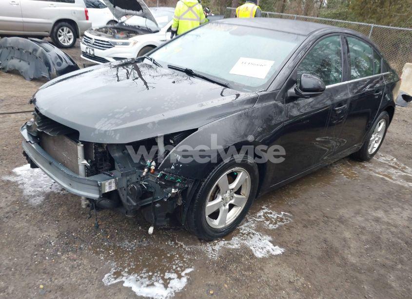 Photo 2 of 2015 Chevrolet Cruze 1LT AUTO (VIN 1G1PC5SB2F7297072)