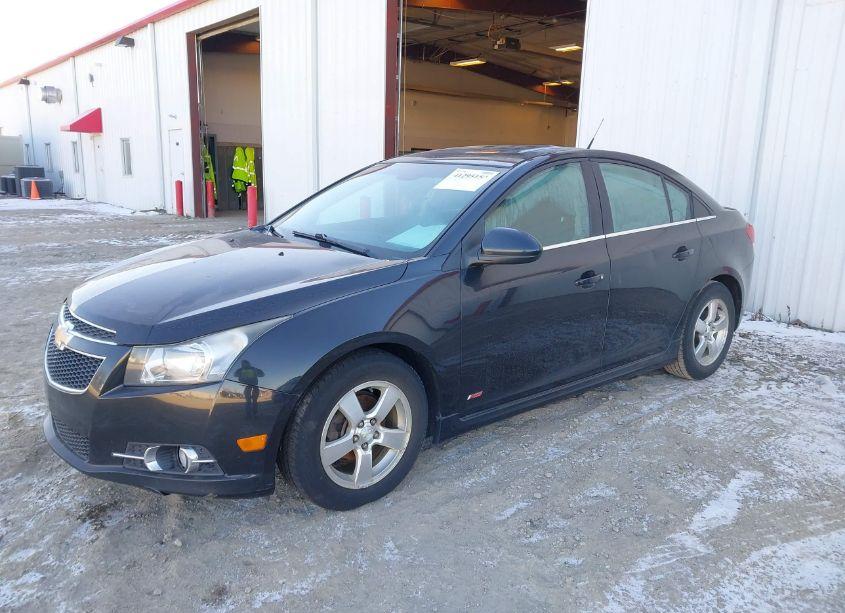 Photo 2 of 2013 Chevrolet Cruze LT (VIN 1G1PC5SB3D7133052)