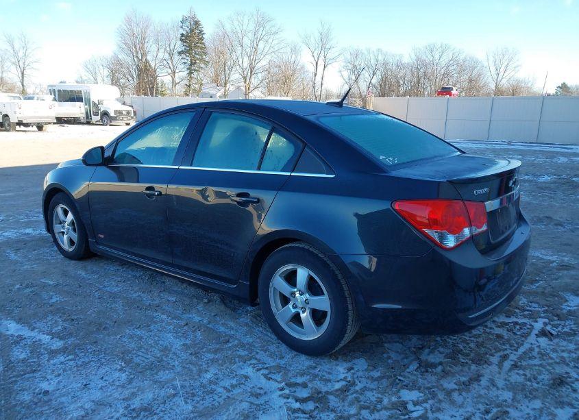 Photo 3 of 2013 Chevrolet Cruze LT (VIN 1G1PC5SB3D7133052)