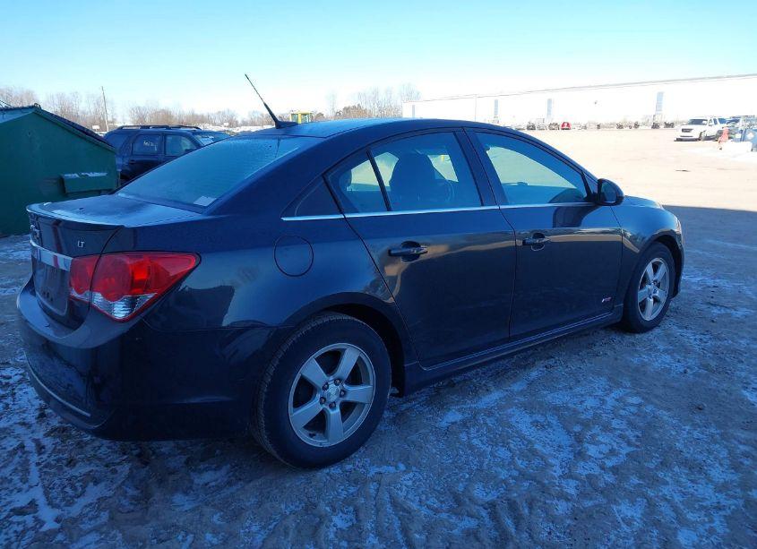 Photo 4 of 2013 Chevrolet Cruze LT (VIN 1G1PC5SB3D7133052)