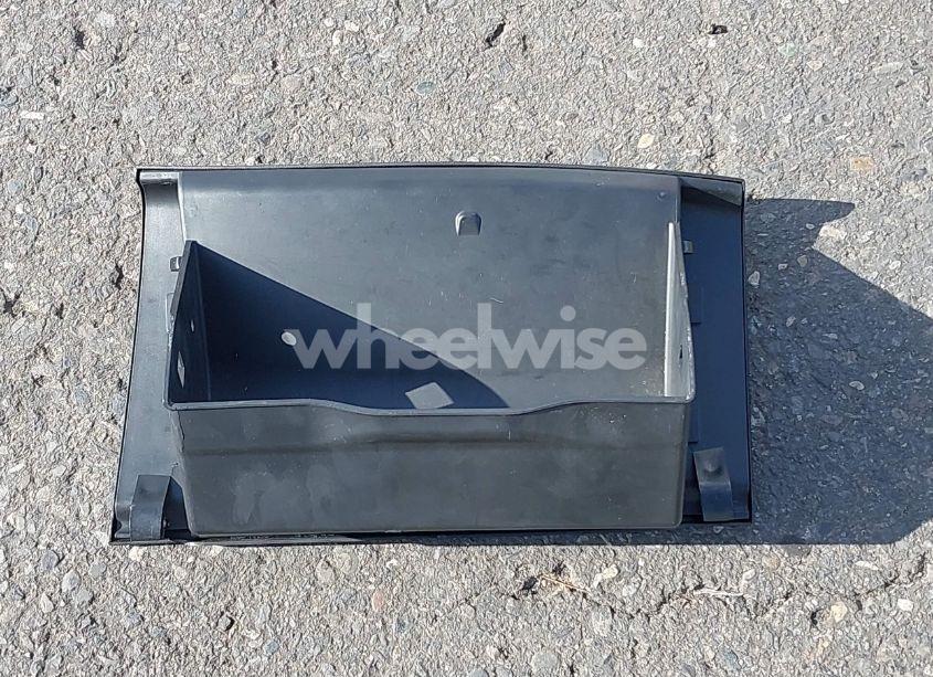 Photo 12 of 2013 Chevrolet Cruze 1LT AUTO (VIN 1G1PC5SB3D7143371)