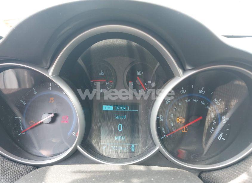 Photo 7 of 2013 Chevrolet Cruze 1LT AUTO (VIN 1G1PC5SB3D7148229)