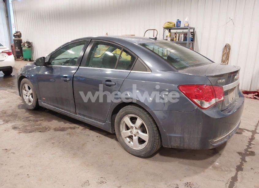 Photo 3 of 2013 Chevrolet Cruze 1LT AUTO (VIN 1G1PC5SB3D7171574)