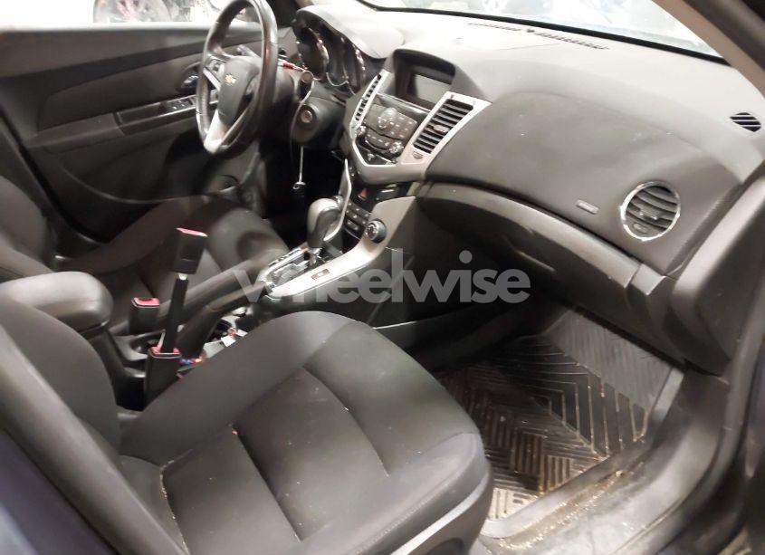Photo 5 of 2013 Chevrolet Cruze 1LT AUTO (VIN 1G1PC5SB3D7171574)