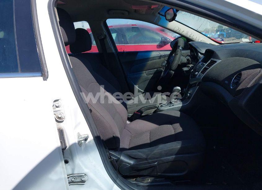 Photo 5 of 2013 Chevrolet Cruze 1LT AUTO (VIN 1G1PC5SB3D7177004)