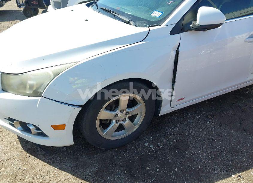 Photo 6 of 2013 Chevrolet Cruze 1LT AUTO (VIN 1G1PC5SB3D7177004)