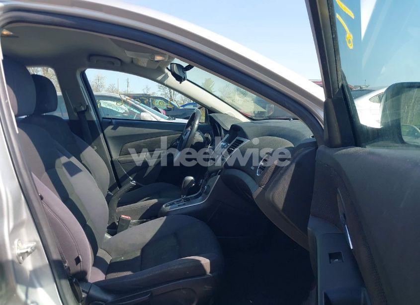 Photo 5 of 2013 Chevrolet Cruze 1LT AUTO (VIN 1G1PC5SB3D7202676)