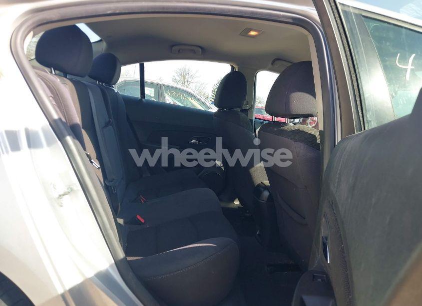 Photo 8 of 2013 Chevrolet Cruze 1LT AUTO (VIN 1G1PC5SB3D7202676)