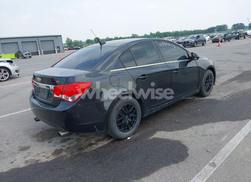 Photo 4 of 2013 Chevrolet Cruze 1LT AUTO (VIN 1G1PC5SB3D7211071)