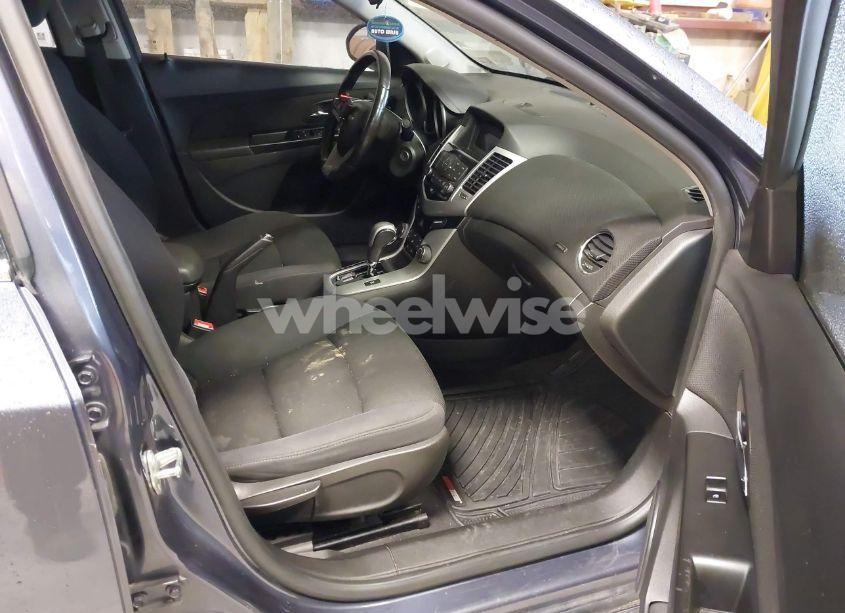 Photo 5 of 2013 Chevrolet Cruze 1LT AUTO (VIN 1G1PC5SB3D7217775)