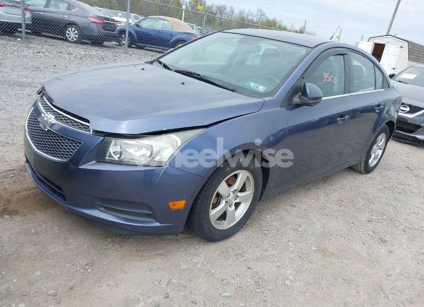 Photo 2 of 2013 Chevrolet Cruze 1LT AUTO (VIN 1G1PC5SB3D7262327)